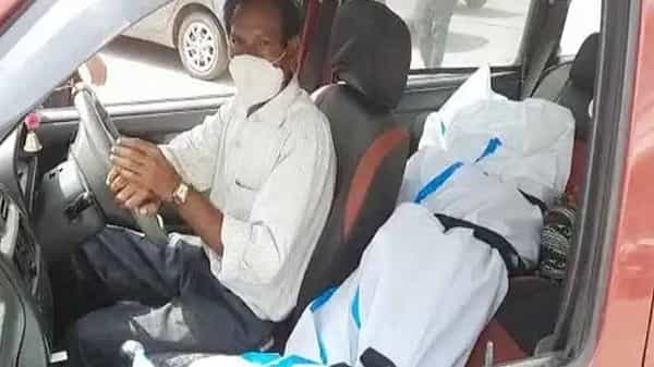 రాజస్తాన్లో దారుణం.. కుమార్తె మృతదేహాన్ని సీటు బెల్ట్తో కట్టి తీసుకెళ్లాడు..! ఇలా ఎందుకు చేశాడో తెలుసా..?