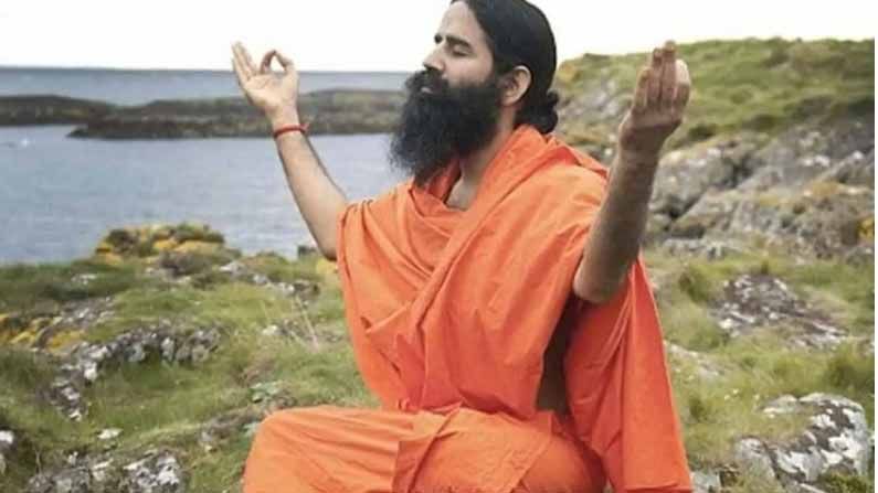 Ramdev Baba : అల్లోపతి వైద్యంపై వివాదాస్పద వ్యాఖ్యలు చేసిన రామ్ దేవ్ బాబా.. మండిపడుతున్న వైద్య సంఘాలు..