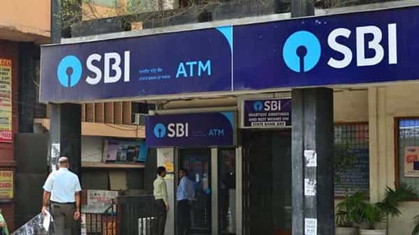 SBI Clerk Recruitment 2021: ఎస్బీఐ ఉద్యోగాలకు అప్లై చేసుకునే వారికి అలర్ట్.. దరఖాస్తులకు గడువు పెంపు..