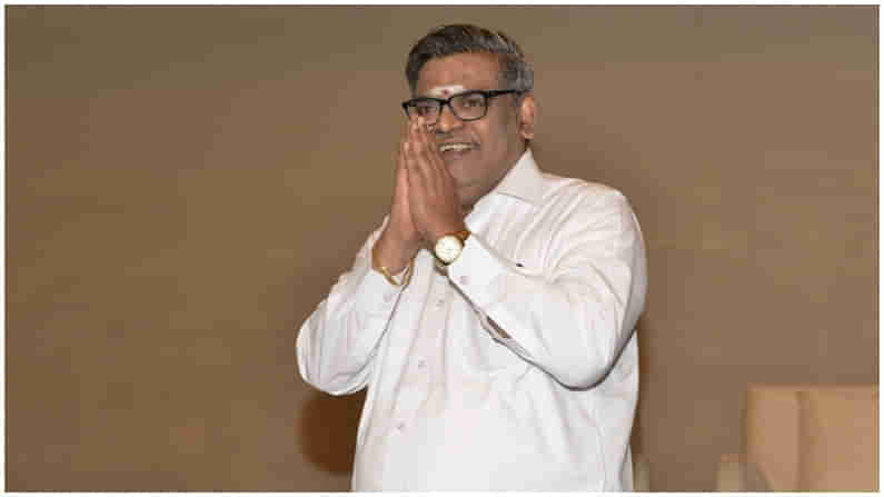 sirivennela seetharama sastry:  సినీ వినీలాకాశంలో ఆయన సిరివెన్నెల.. సాహో... సీతారామ శాస్త్రి