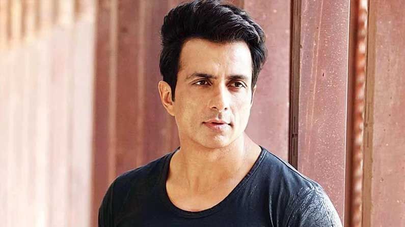 Sonu Sood: యాంకర్‌ వింధ్యా విశాఖను ప్రశంసించిన సోనూసూద్.. ఎందుకో తెలుసా..?