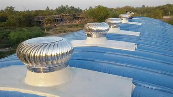 ఫ్యాక్టరీ పై కప్పులపై గుండ్రంగా తిరిగే గోపురాలను చూశారా..? ఇవి ఎందుకు ఏర్పాటు చేస్తారో తెలుసా..