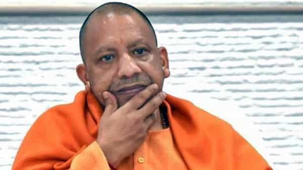 యూపీ సీఎం యోగి ఆదిత్యనాథ్ కు బెదిరింపు సందేశం, అజ్ఞాత వ్యక్తి అరెస్టుకు రంగంలోకి దిగిన పోలీసులు