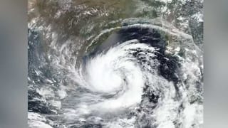 Yaas Cyclone: యాస్ తుపాను ఎఫెక్ట్.. అధికారులకు కీలక ఆదేశాలు జారీ చేసిన ముఖ్యమంత్రి వైఎస్ జగన్..