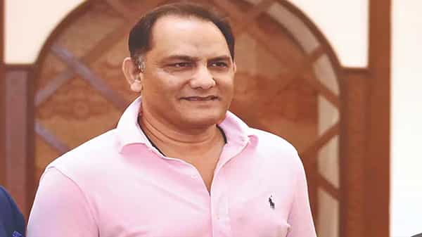 Azharuddin HCA: ముదురుతోన్న హైదరబాద్ క్రికెట్ అసోసియేషన్ వివాదం.. అధ్యక్షుడు అజారుద్దీన్పై వేటు..