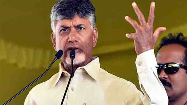 Chandrababu: రాష్ట్రంలో హోల్ సేల్ అవినీతి.. ఇచ్చేది గోరంత.. దోచుకునేది కొండంత.. సాధన దీక్షలో సీఎం జగన్పై చంద్రబాబు ఫైర్