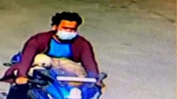 Dog Missing: హైదరాబాద్లో R15 బైక్పై వచ్చి కుక్క కిడ్నాప్.. ఆచూకీ తెలిపినవారికి 10 వేల రివార్డ్