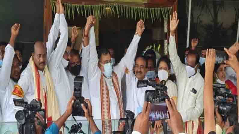 Etela Rajender Joining BJP: కమలం పార్టీ  చెంతకు ఈటల.. సోమవారం బీజేపీలో చేరిక!