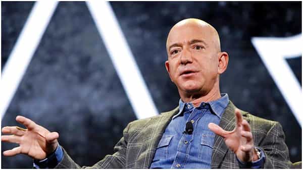 Jeff Bezos: కొవిడ్ దెబ్బ.. ప్రపంచ కుబేరుల జాబితాలో జెఫ్ బెజోస్కు నెంబర్.1 ప్లేస్ గల్లంతు