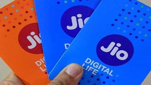 JIO Newest Plan : జియో సరికొత్త ప్లాన్..! అపరిమిత వాయిస్ కాలింగ్, రోజు 100 ఎస్ఎంఎస్లు ఉచితం..