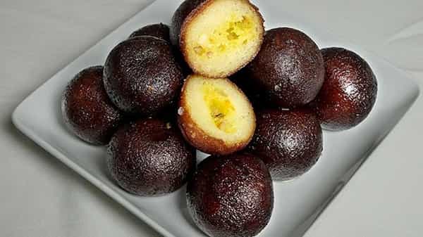 Stuffed Kala Jamun: కోవా, పన్నీర్, రవ్వతో స్వీట్ షాపు రుచిలో కాలా జామున్ తయారీ విధానం