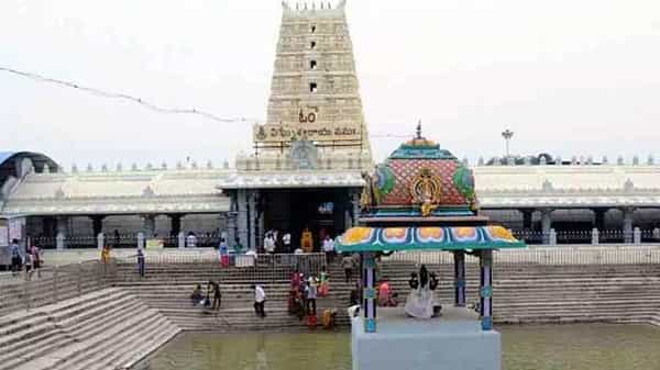 Kanipakam: కాణిపాకం వినాయక ఆలయ పునర్నిర్మాణానికి మంత్రి వెలంపల్లి భూమి పూజ.. అమెరికాకు చెందిన దాత రూ. 9 కోట్ల విరాళం