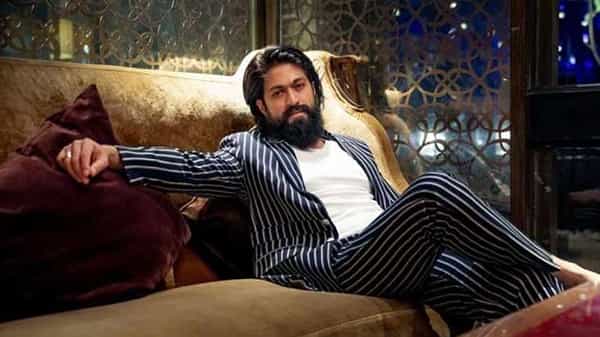 Yash to Donate: సినీ కార్మికుల ఖాతాల్లో నేరుగా డబ్బులు.. కోటిన్నర ఆర్ధిక సాయం అందించిన KGF స్టార్ యష్