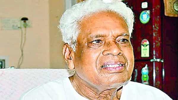 Kanugula Venkata Rao : రచయిత కణుగుల వెంకటరావు గుండెపోటుతో కన్నుమూత.. సాహితీ లోకానికి తీరని లోటు..