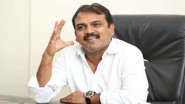 Koratala Shiva: కీలక నిర్ణయం తీసుకున్న కొరటాల శివ.. మీడియం మారింది కానీ బంధంలో మార్పు లేదంటూ..