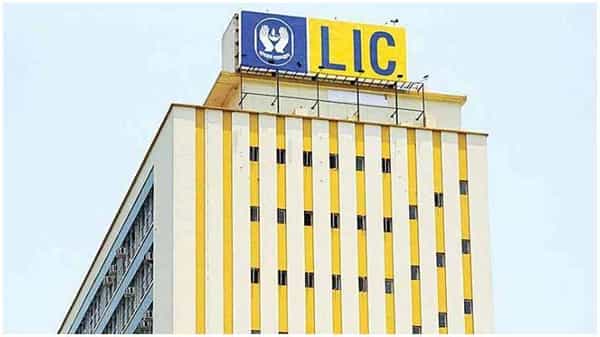 LIC Policies With Aadhaar : ఎల్ఐసీ పాలసీలను ఆధార్తో లింక్ చేయడం అవసరమా..? ప్రభుత్వం ఏం చెబుతుందో తెలుసుకోండి..