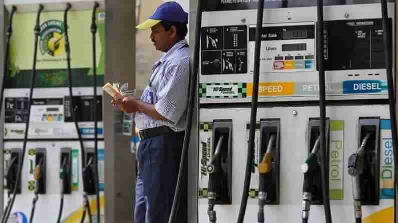 Liter Petrol Only One Rupee : వందేమాతరం చెప్పండి రూపాయికే లీటర్ పెట్రోల్ పొందడి..! ఎక్కడో తెలుసా..?