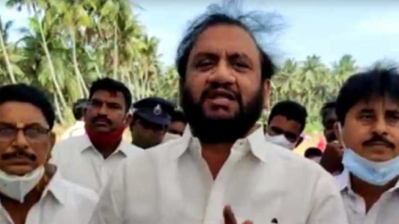 Nallapareddy Prasanna Kumar Reddy: 'కొత్త జంటల శోభనానికి పనికిరావు'...జగనన్న ఇళ్లపై సొంత పార్టీ ఎమ్మెల్యే కామెంట్