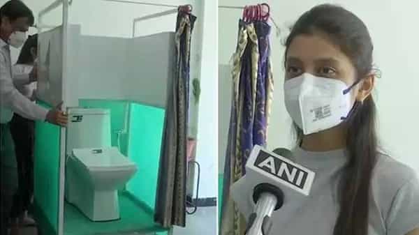 Toilet For Covid Patients : కొవిడ్ రోగుల కోసం సరికొత్త టాయ్లెట్..! తరలించడానికి వీలుగా తయారు చేసిన నిఫ్ట్ విద్యార్థి..