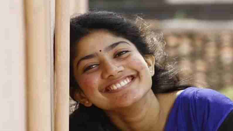 Sai Pallavi: మొటిమ‌ల విష‌యంలో నేనూ ఆందోళ‌న చెందాను.. కానీ ప్రేమ‌మ్ త‌ర్వాత‌. ఆస‌క్తిర విష‌యం చెప్పిన హైబ్రిడ్ పిల్ల‌