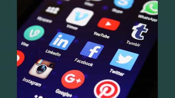 Social Media: సోషల్ మీడియాలో వచ్చే అభ్యంతరకర పోస్టులపై ఇప్పుడు మీరు ఫిర్యాదు చేయవచ్చు.. ఎలా అంటే..