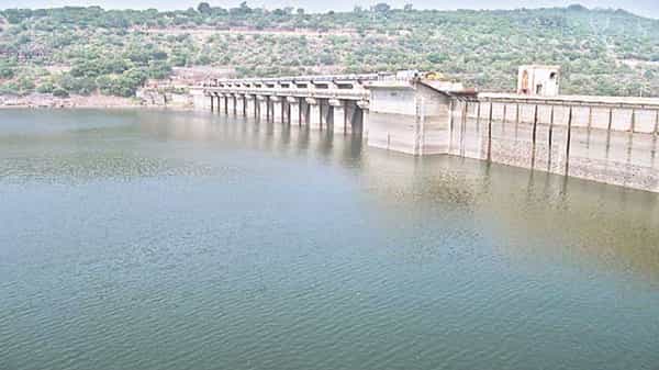 Srisalam dam: శ్రీశైలం జలాశయానికి భారీ వరద నీరు.. ఇంకా ప్రారంభం కాని ఔట్ ఫ్లో