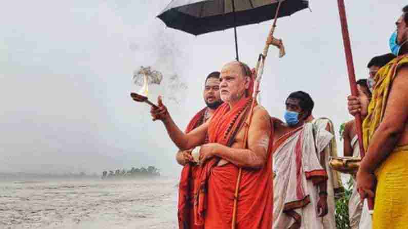 Ganga River : గంగామాత ఆవిర్భావ పర్వదిన వేళ రుషికేశ్‌ తీరంలో విశాఖ శ్రీ శారదాపీఠాధిపతులు ప్రత్యేక పూజలు