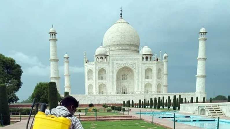 Taj Mahal Reopens Today: రెండు నెలల తర్వాత తెరుచుకున్న తాజ్ మహల్.. సందర్శకులకు మార్గదర్శకాలు జారీ