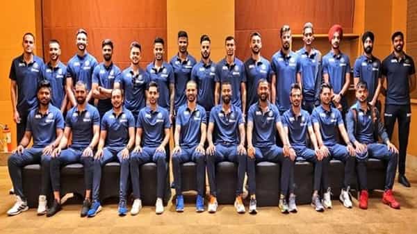 IND vs SL: శిఖర్ ధావన్ సారథ్యంలో శ్రీలంక బయలుదేరిన టీమిండియా