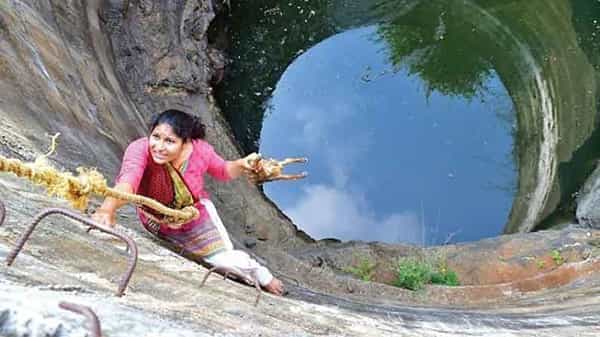 Telangana: ప్రమాదంలో ఉన్న జంతువుల పాలిట ఆపద్భాంధవి..120 జంతువులను రక్షించిన మహబూబాబాద్ యువతి!