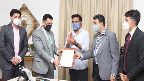 Triton EV: తెలంగాణ రాష్ట్రానికి మరో భారీ పెట్టుబడి.. రూ. 2100 కోట్లు, 25 వేల మందికి ఉద్యోగాలు..