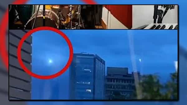 Viral Video: ఆకాశంలో అద్భుత దృశ్యం.. అల్లంత దూరంలో కనిపించిన ఎగిరేపళ్లెం.. వీడియో వైరల్!