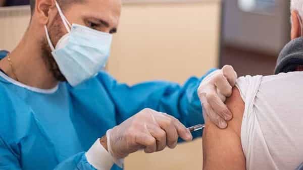 Covid-19 Vaccine: వ్యాక్సిన్ తీసుకున్న వారికి బంపర్ ఆఫర్.. టీకా తీసుకోండి.. కారు గెలుచుకోండి