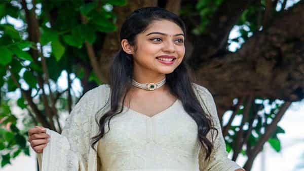 Varsha Bollamma: నా వయసు ఎంతో మా అమ్మకంటే గూగుల్కే ఎక్కువ తెలిసుండాలి.. వర్ష బొల్లమ్మ ఫన్నీ ఆన్సర్..