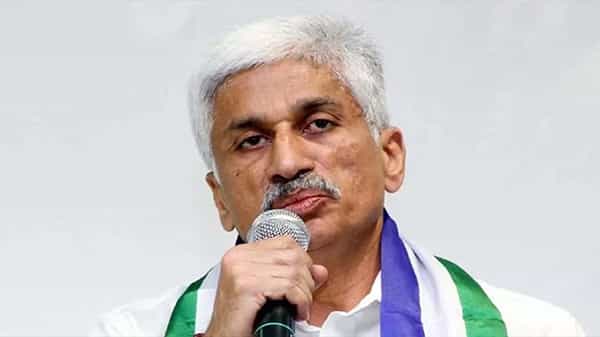 VijayaSai Reddy: టీపీసీసీ అధ్యక్షుడి ఎంపికపై స్పందించిన ఎంపీ విజయసాయి రెడ్డి.. వరుస ట్వీట్లతో..