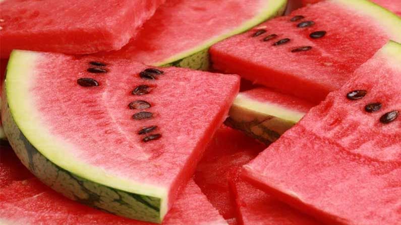 Watermelon Seeds:  పుచ్చకాయ తిని గింజలను పడేస్తున్నారా.. వాటికి కిడ్నీ స్టోన్స్ ను కరిగించే శక్తి ఉందని తెలుసా..