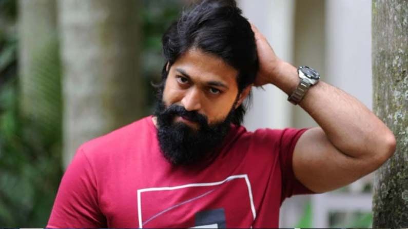 Rock Star Yash: మరో భారీ ప్రాజెక్ట్‏కు గ్రీన్ సిగ్నల్ ఇచ్చిన యశ్.. నార్తాన్ డైరెక్షన్‏లో రాక్ స్టార్..