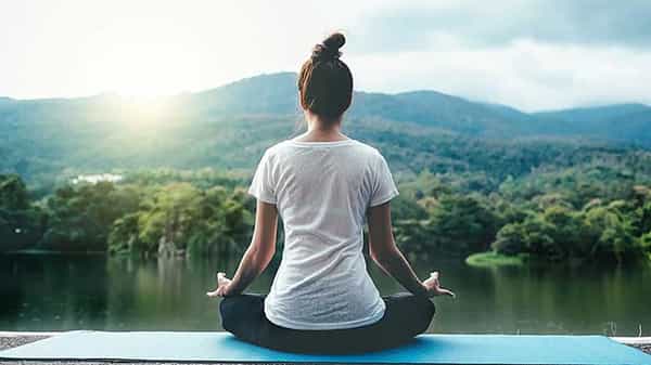 Yoga Asanas: కోవిడ్ తగ్గినా నీరసంగా ఉందా?.. అయితే ఈ యోగాసనాలు ట్రై చెయ్యండి..