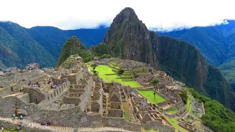 అండీస్ పర్వతాలలో ఉన్న ఈ స్థలాన్ని చూడటానికి ఒకటి కంటే ఎక్కువ కొండలను ఎక్కాల్సి ఉంటుంది. ఇక ఈ ప్రాంతం నుంచి కింద ఉన్న ఉరుబాంబ నదిని పూర్తిగా వీక్షించవచ్చు. 