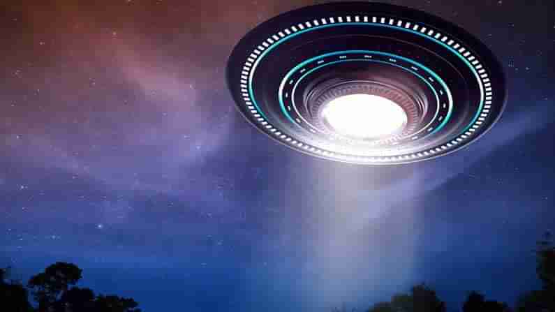 Area 51 News: అమెరికా ఆర్మీ క్యాంప్‌పై ఏలియన్స్‌ చక్కర్లు..?.. ప్రచారంలో నిజమెంత..?