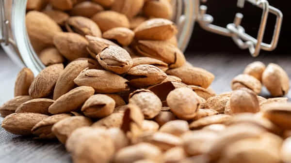Almonds Benefits: రోజూ ఎన్ని బాదంపప్పులు తినాలి.? అతిగా తింటే ఏమవుతుంది.! ఈ విషయాలు తెలుసుకోండి