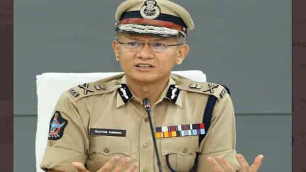 ప్రతి గ్రామంలో ఒక మహిళ రూపంలో పోలీసు ప్రతినిధి ఉండాలనే సంరక్షణ కార్యదర్శి అనే 15 వేల పోస్టులు సృష్టించాం : ఏపీ డీజీపీ