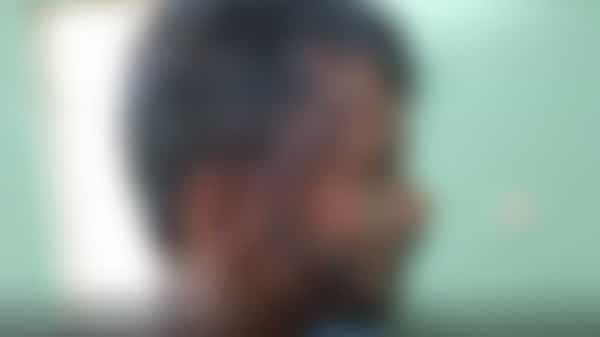 Guntur: నీ భార్యను నేను ప్రేమించాను. నువ్వు అడ్డు తప్పుకోలేదంటే..! అంటూ బ్లేడుతో ఒళ్ళంతా చెక్కేశాడు