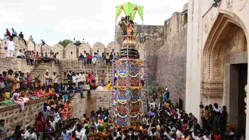 Bonalu: నేటి నుంచి ఆషాఢమాసం బోనాలు ప్రారంభం.. తెలంగాణ ప్రజలకు శుభాకాంక్షలు తెలిపిన సీఎం కేసీఆర్..