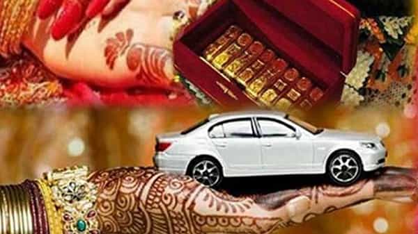Viral News: కట్నంగా స్విఫ్ట్ కారును ఇవ్వలేదని ఓ వరుడు ఊహించని పని చేశాడు..