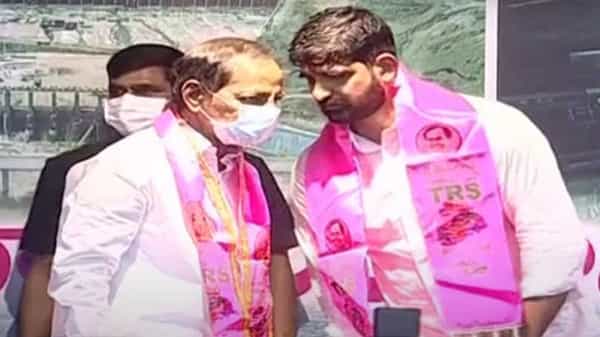 Padi Koushik Reddy : టీఆర్ఎస్ తీర్థం పుచ్చుకున్న పాడి కౌశిక్ రెడ్డి.. ఆహ్వానించిన సందర్భంలో కేసీఆర్ కీలక వ్యాఖ్యలు