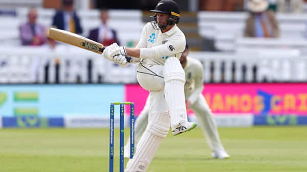 IPL 2021: మూడు అర్ధ శతకాలు.. ఓ డబుల్ సెంచరీ.. ఆ లెఫ్ట్ హ్యాండ్ బ్యాట్స్మెన్పై ఐపీఎల్ టీమ్స్ కన్ను.!