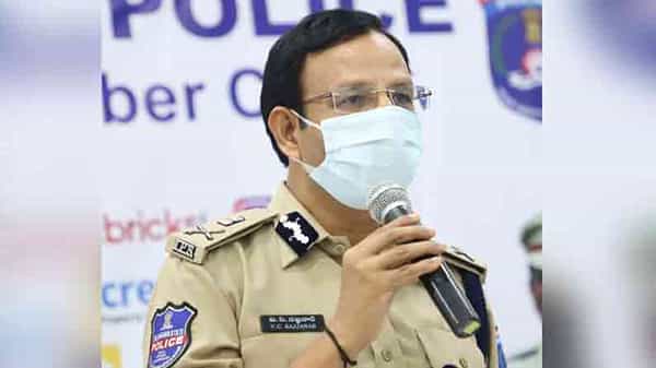 Cyberabad CP: నకిలీ వెబ్సైట్లతో ఘరానా మోసం.. చెక్ పెట్టిన సైబరాబాద్ పోలీసులు.. తస్మాత్ జాగ్రత్త అంటూ..