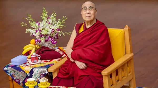 Dalai Lama’s Birthday: టిబెటన్ అధ్యాత్మిక గురువు దలైలామా గురించిన ఆసక్తికర విషయాలు మీకోసం..