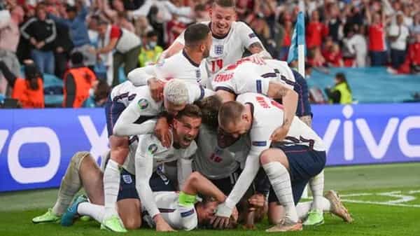 Euro Cup 2020: 55 ఏళ్ల తరువాత ఫైనల్ చేరిన ఇంగ్లండ్.. ఇటలీతో తుదిపోరుకు రెడీ!